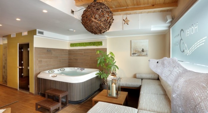 Hotel Les Trois Vallees, Val Thorens ski chalet, image 8